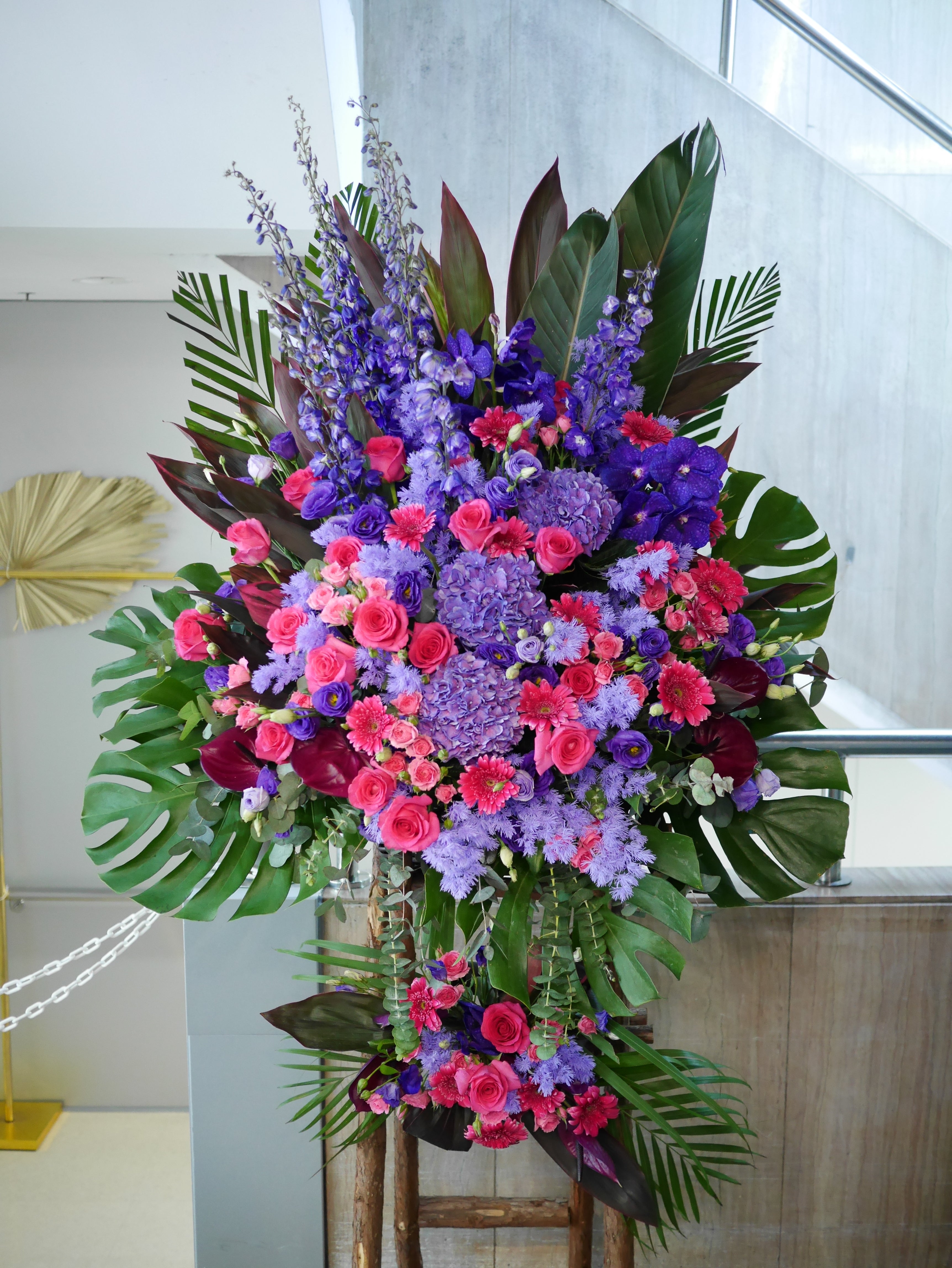 Opening basket 開張花籃