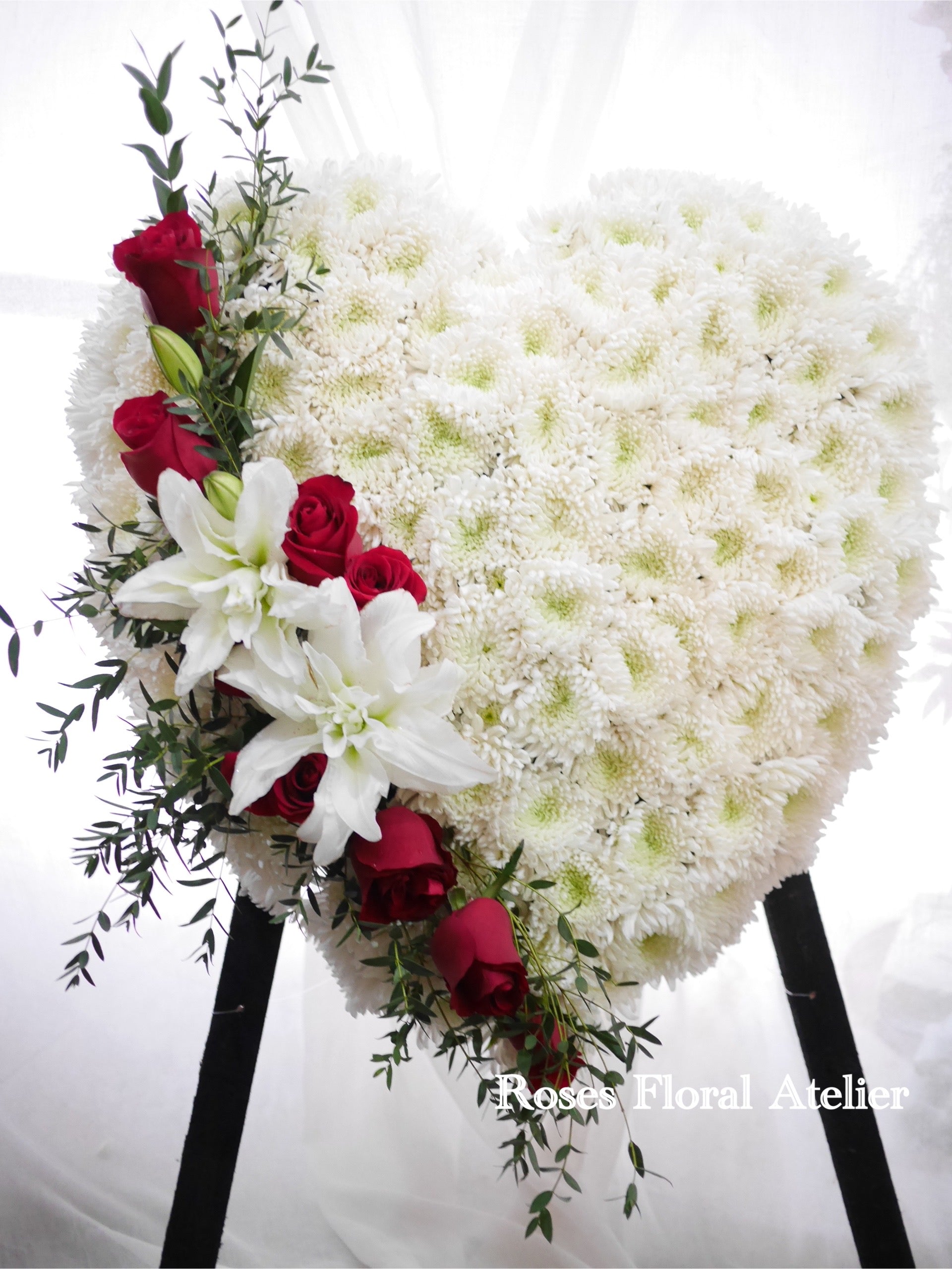 Sympathy basket 心形帛事花牌